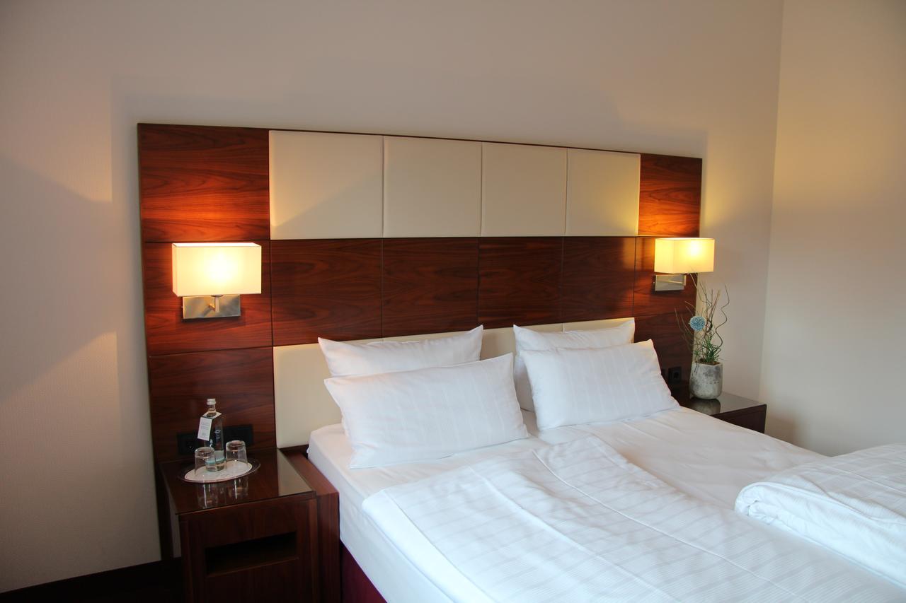Adena Hotel بريمرهافن المظهر الخارجي الصورة