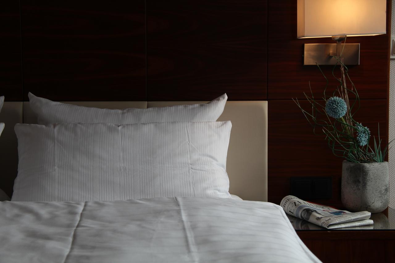 Adena Hotel بريمرهافن المظهر الخارجي الصورة
